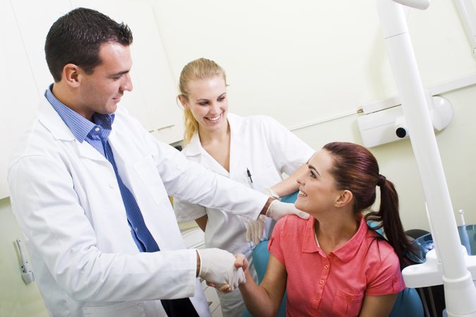 4 lucruri pe care ti le recomanda dentistul