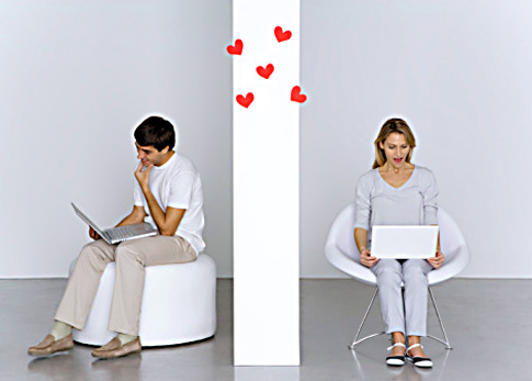 Relatiile cibernetice: riscurile si avantajele dating-ului online