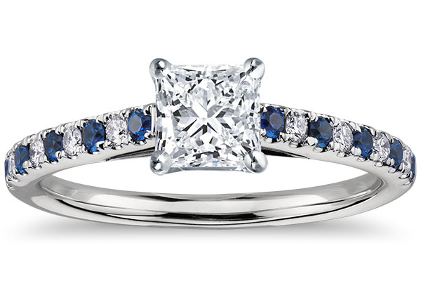 Inel de logodna cu diamante si safire albastre
