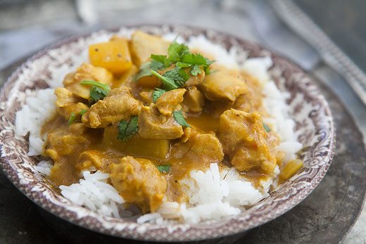 Carne de pui cu mango si curry