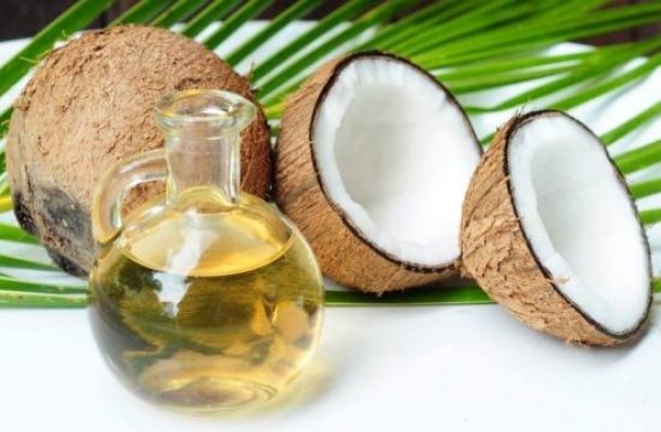 10 produse pe care le poţi înlocui cu uleiul de cocos
