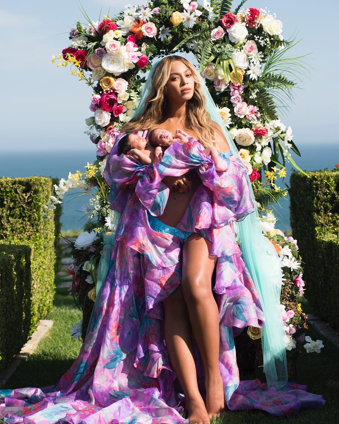 Prima fotografie cu gemenii lui Beyonce 6