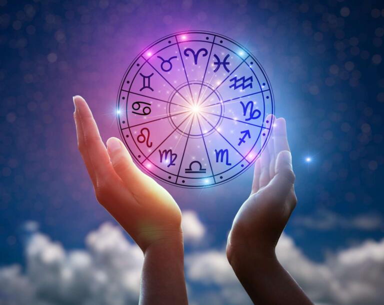 Horoscop 21 decembrie 2022. Gemenii isi vor da seama ca pot face schimbari importante in viata lor